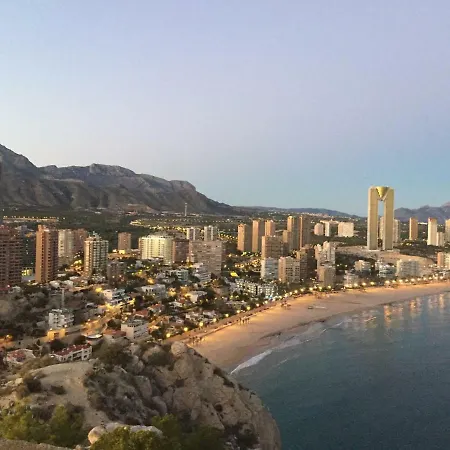 2 Dorm.a/a.vista Mar.wifi.gym.sauna.terraza.parking.
